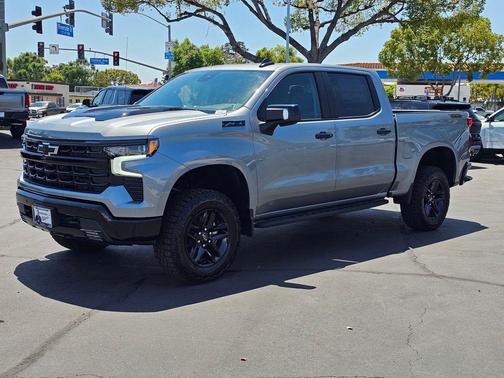 Sterling Gray Metallic 2026 Chevrolet Silverado 1500 LT Trail Boss