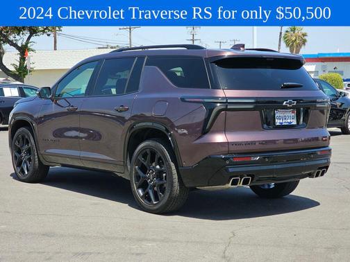 Stardust Metallic 2024 Chevrolet Traverse RS