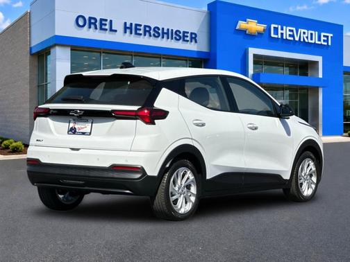Summit White 2027 Chevrolet Bolt LT FWD