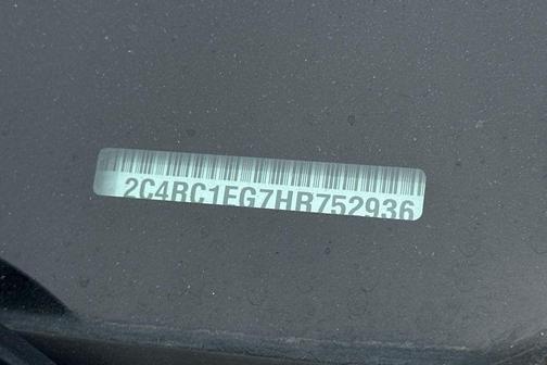 Bright White Clearcoat 2017 Chrysler Pacifica Touring-L