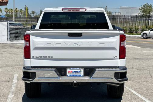 Summit White 2025 Chevrolet Silverado 1500 LT