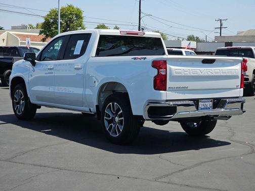 Summit White 2025 Chevrolet Silverado 1500 LT
