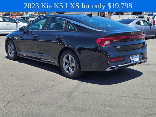 Ebony Black 2023 Kia K5 LXS