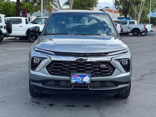 Sterling Gray Metallic 2026 Chevrolet Trailblazer RS