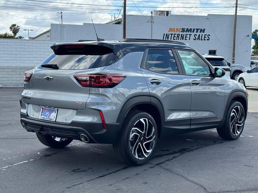 Sterling Gray Metallic 2026 Chevrolet Trailblazer RS
