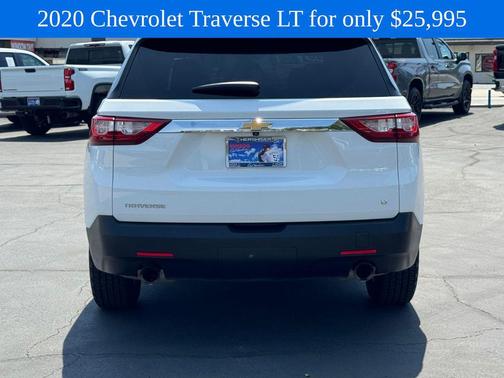 Summit White 2020 Chevrolet Traverse LT Cloth