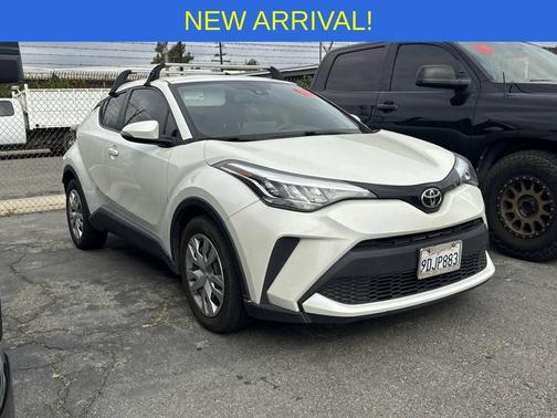 Blizzard Pearl 2020 Toyota C-HR LE