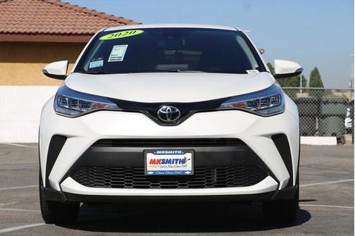Blizzard Pearl 2020 Toyota C-HR LE
