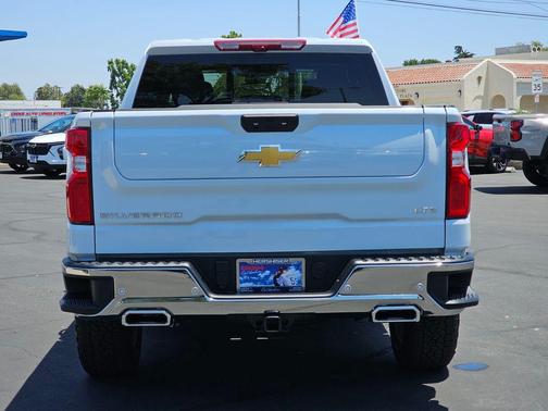 Polar White Tricoat 2026 Chevrolet Silverado 1500 LTZ