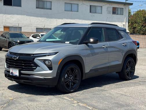 Sterling Gray Metallic 2026 Chevrolet Trailblazer LT