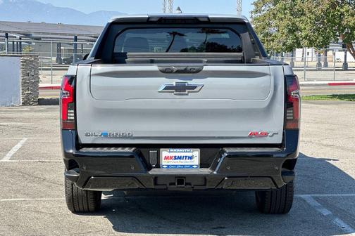 2025 Chevrolet Silverado EV RST