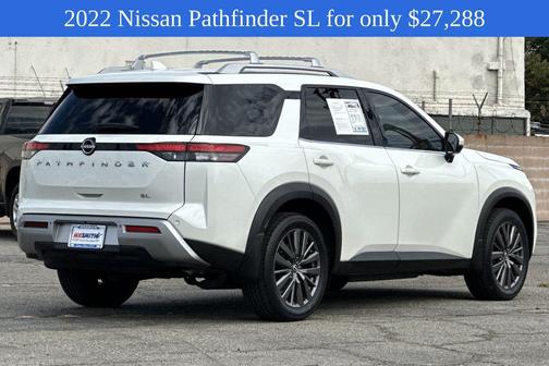 2022 Nissan Pathfinder SL 2WD