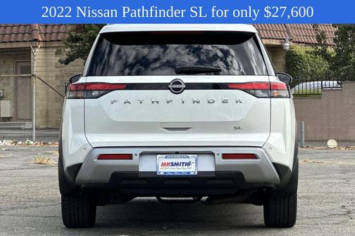 2022 Nissan Pathfinder SL 2WD