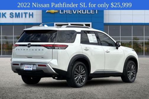 2022 Nissan Pathfinder SL 2WD