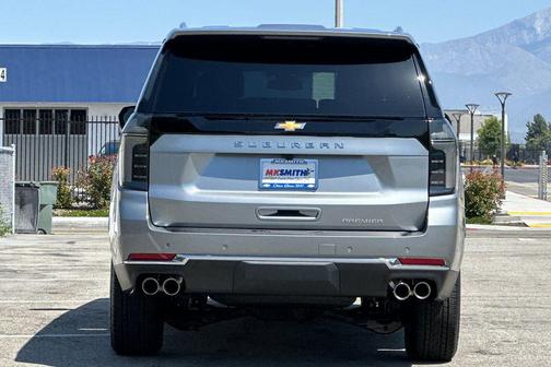 2025 Chevrolet Suburban Premier