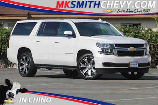 Iridescent Pearl Tricoat 2017 Chevrolet Suburban LT