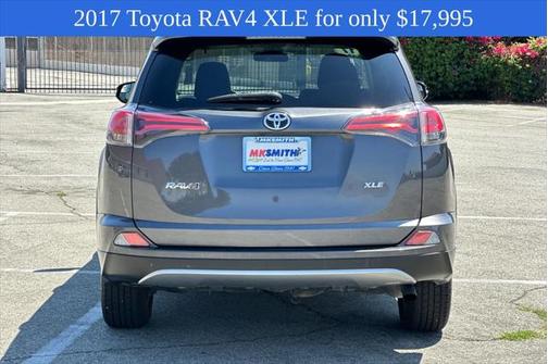 2017 Toyota RAV4 XLE