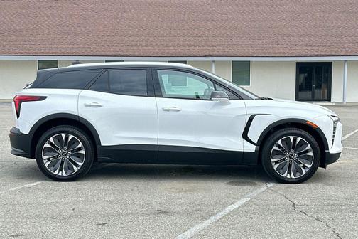 2026 Chevrolet Blazer EV AWD LT