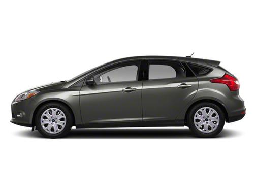 Blue 2013 Ford Focus SE