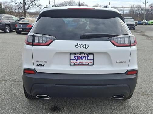 2021 Jeep Cherokee Latitude Lux