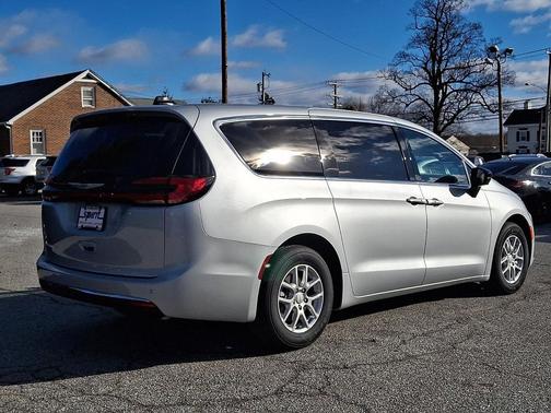 2026 Chrysler Pacifica L