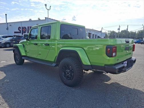 2025 Jeep Gladiator High Tide