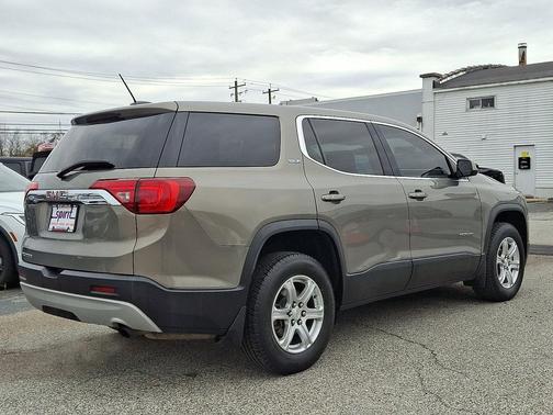 2019 GMC Acadia SLE-1