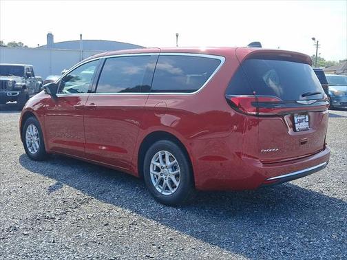 2025 Chrysler Pacifica L