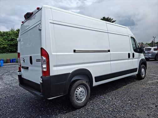 2025 RAM ProMaster 2500 Tradesman