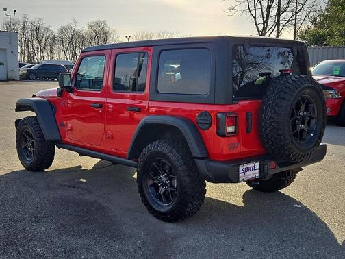 2025 Jeep Wrangler 4xe Willys