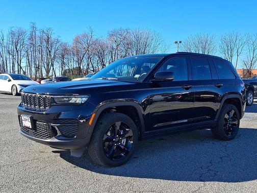 2025 Jeep Grand Cherokee Altitude