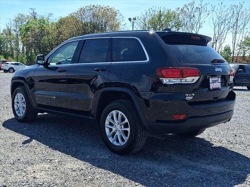 2022 Jeep Grand Cherokee Laredo