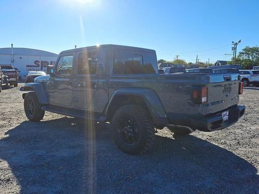 2025 Jeep Gladiator High Tide
