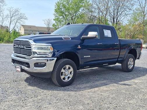 2022 RAM 2500 Laramie Crew Cab 4x4 6'4' Box