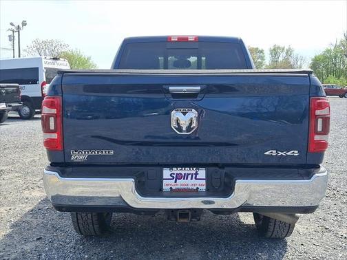 2022 RAM 2500 Laramie Crew Cab 4x4 6'4' Box