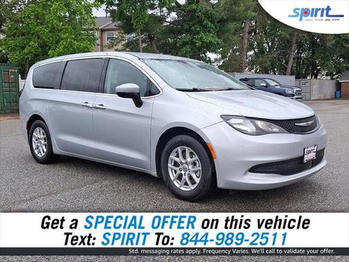 2023 Chrysler Voyager LX
