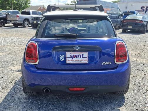 2021 MINI Hardtop Cooper