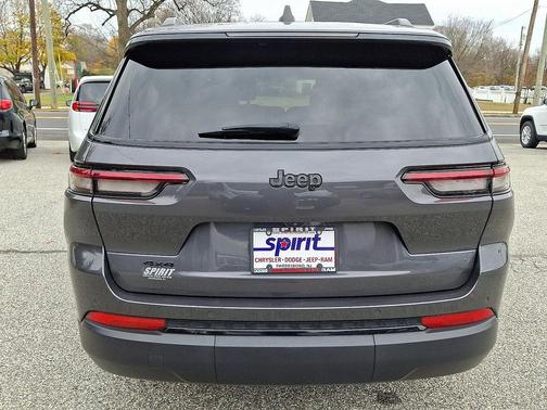 2023 Jeep Grand Cherokee L Altitude
