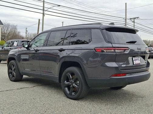2023 Jeep Grand Cherokee L Altitude