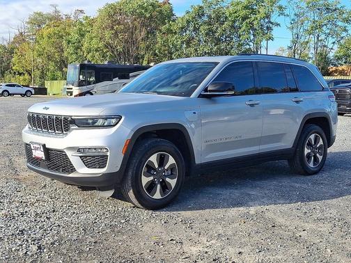 2023 Jeep Grand Cherokee 4xe Base
