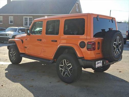 2025 Jeep Wrangler 4-Door Sahara 4x4