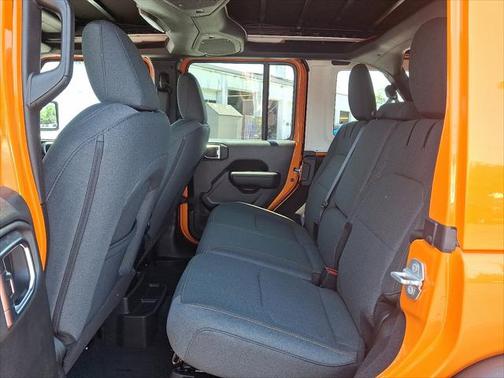 2025 Jeep Wrangler 4xe Willys