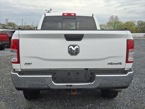 2019 RAM 3500 Tradesman Crew Cab 4x4 6'4' Box