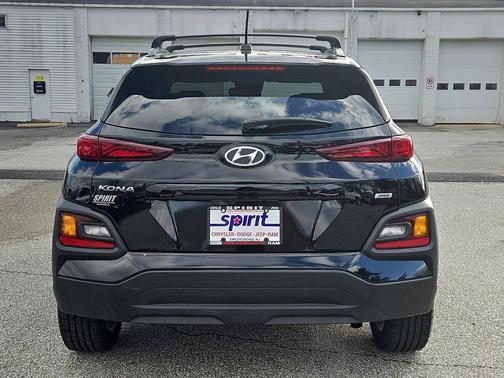 Ultra Black 2021 Hyundai KONA SEL