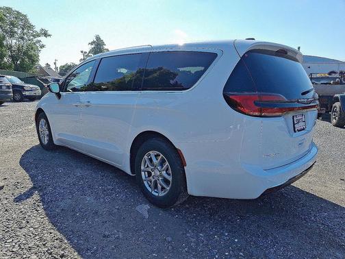 2026 Chrysler Pacifica L