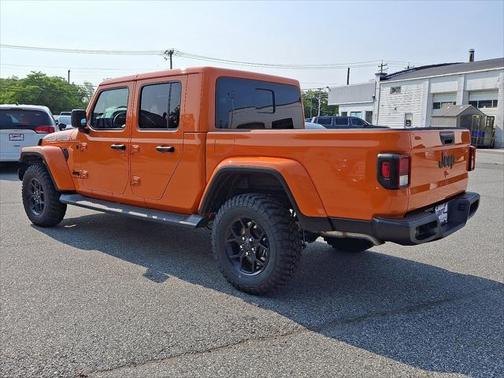 2025 Jeep Gladiator High Tide