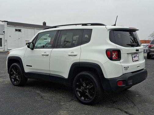 2023 Jeep Renegade Altitude