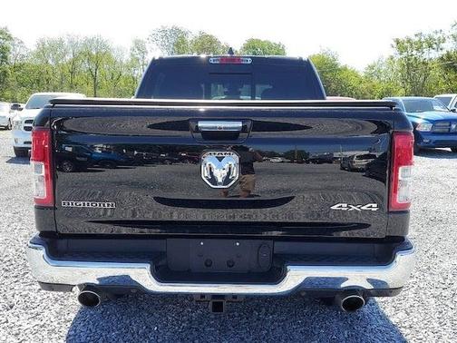 Photo 5 of 25 of 2019 RAM 1500 Big Horn