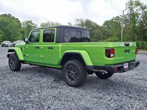 2025 Jeep Gladiator Sport S