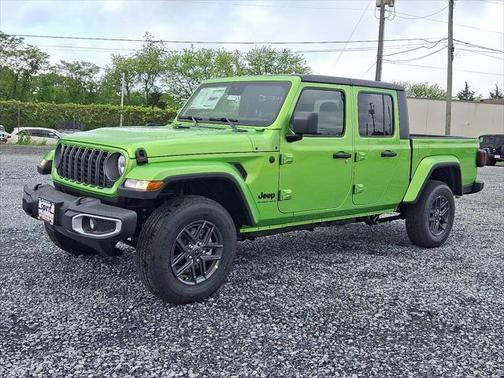 2025 Jeep Gladiator Sport S